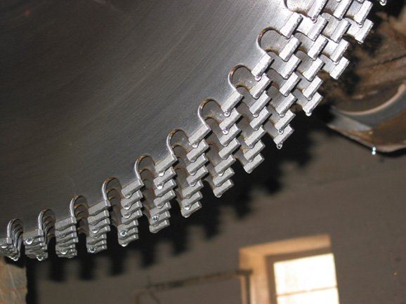 Arrayed diamond segment for granite cutting (8)